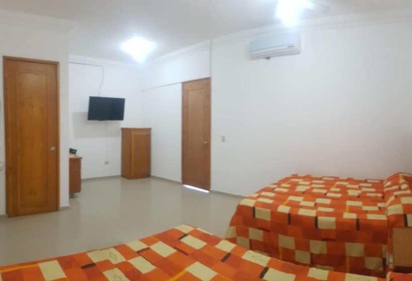 فندق Salvatierra