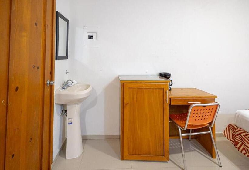 فندق Salvatierra