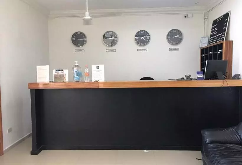 فندق Salvatierra