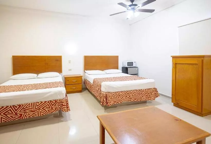 فندق Salvatierra