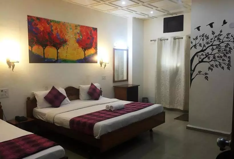 Hotel Veenus International