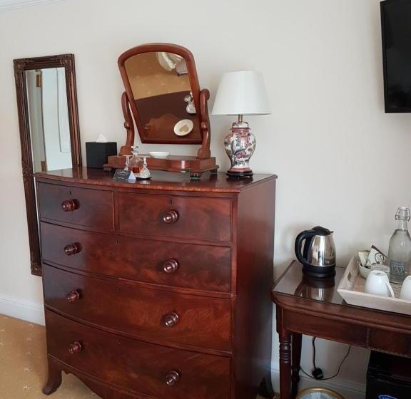 Пансион Dolphin Guest House