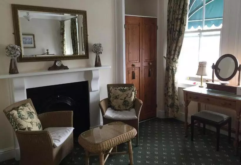 ペンション Dolphin Guest House