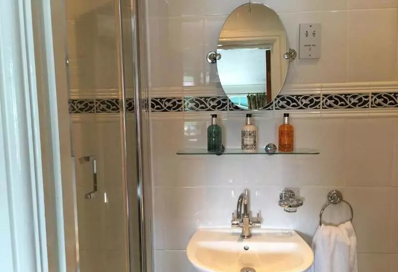 ペンション Dolphin Guest House