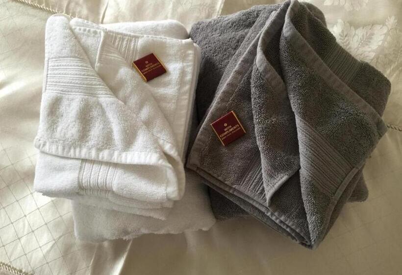 Пансион Dolphin Guest House