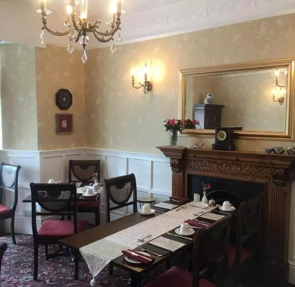 ペンション Dolphin Guest House