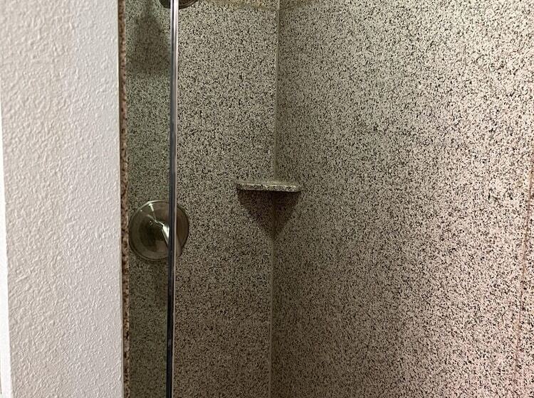 Silver Slipper Casino & Hotel   Adults Only