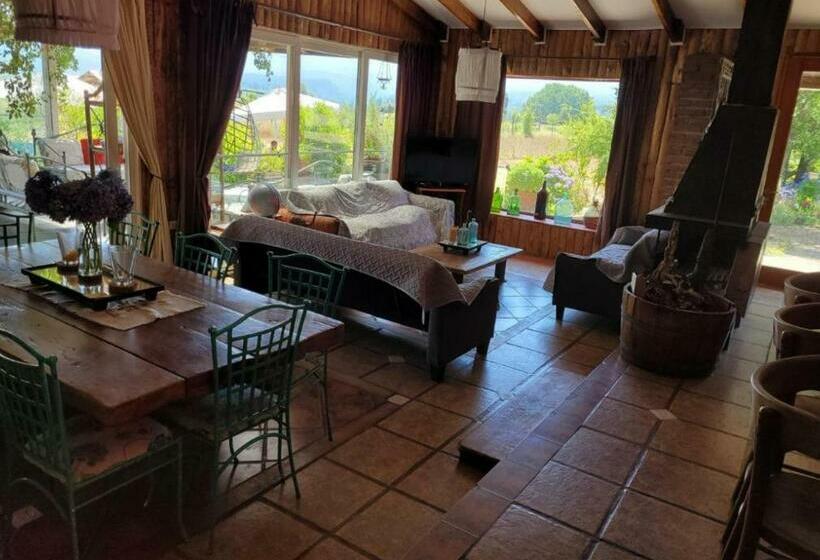 Bed and Breakfast Hostal Macal