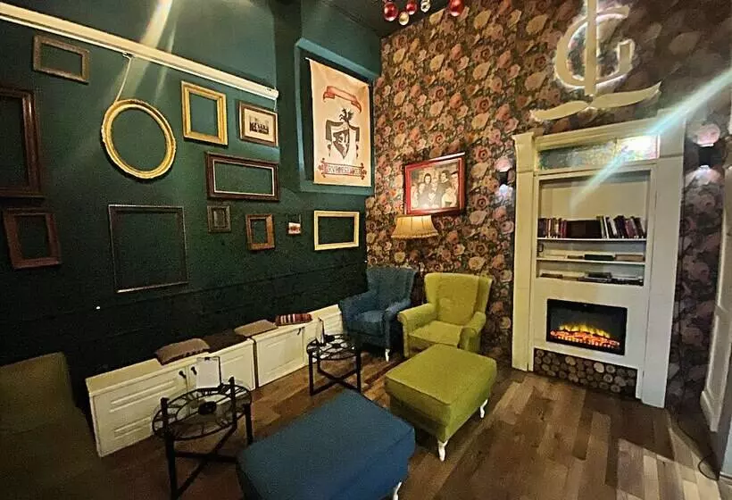 Fg Boutique Hostel
