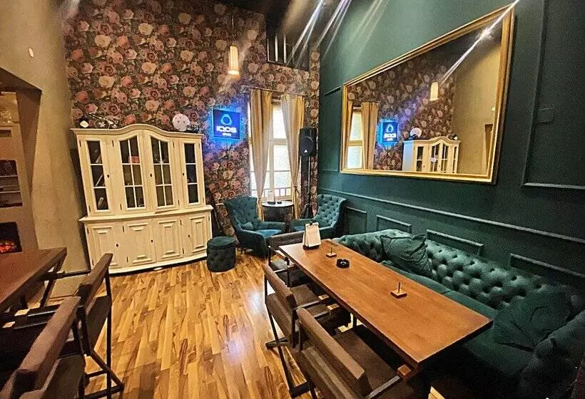 Fg Boutique Hostel