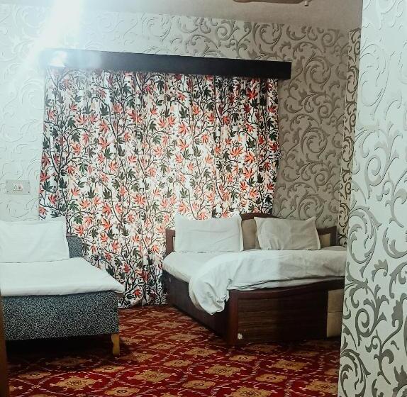 בית מלון כפרי Kashmir Heaven