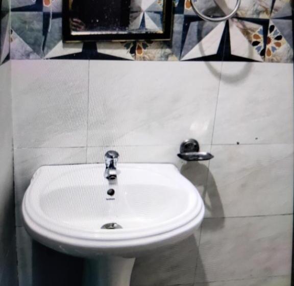 هتل Shiva Haridwar Nearby Bus And Railway Station