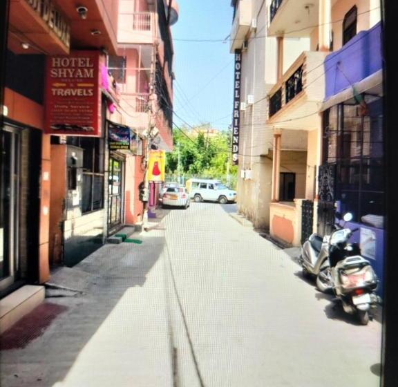 هتل Shiva Haridwar Nearby Bus And Railway Station