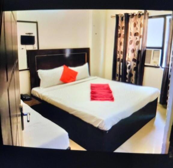 هتل Shiva Haridwar Nearby Bus And Railway Station