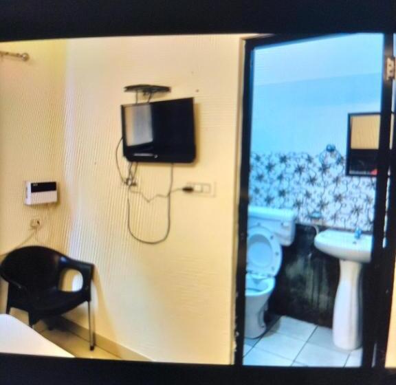 هتل Shiva Haridwar Nearby Bus And Railway Station