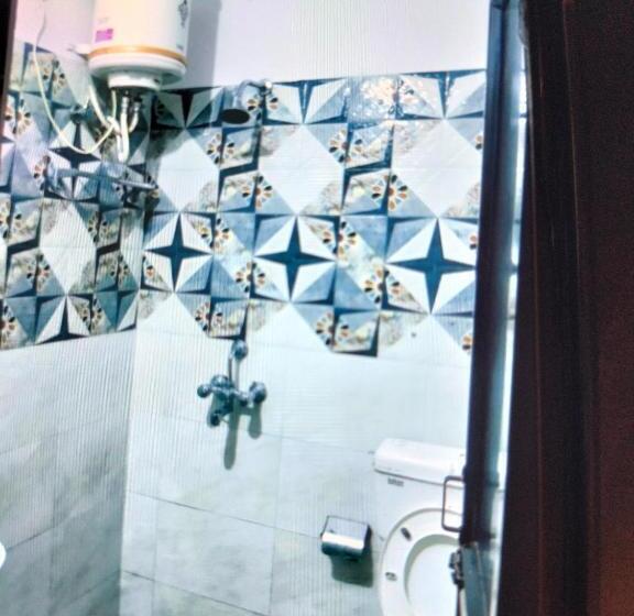 هتل Shiva Haridwar Nearby Bus And Railway Station