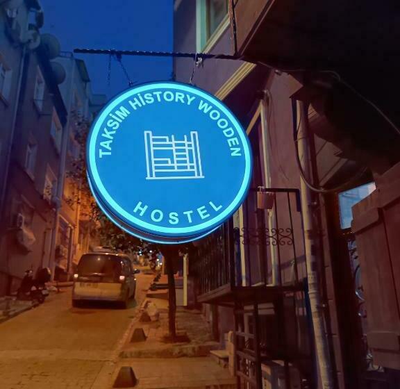 Taksim History Wooden Hostel