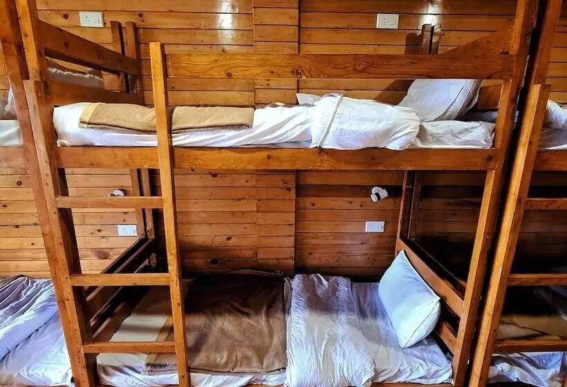 Edm Hostel
