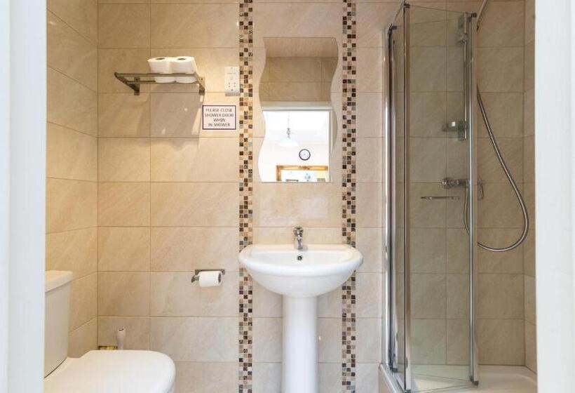 Hotel Saba Rooms And Apartments