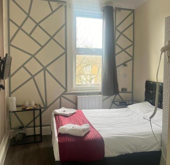 Hotel Saba Rooms And Apartments