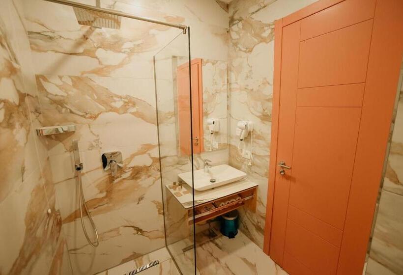 Martiness Hotel Durres