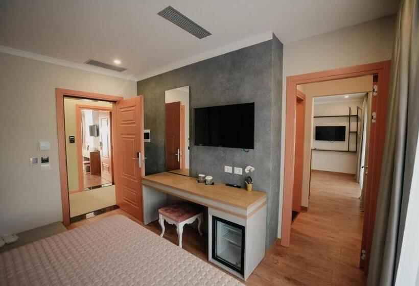 Martiness Hotel Durres