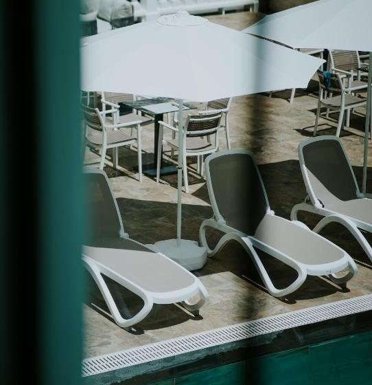 Martiness Hotel Durres