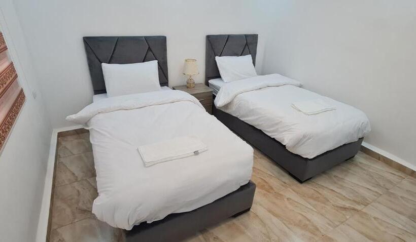 تختخواب و صبحانه Nabateans Home