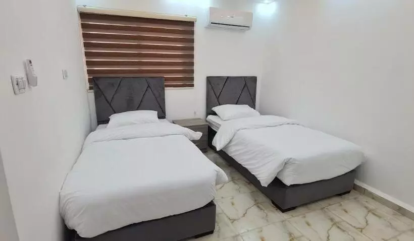تختخواب و صبحانه Nabateans Home
