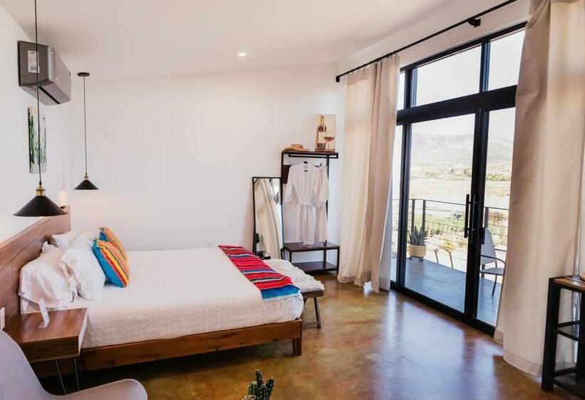 Aamiaismajoitus (B&B) Villa Loar Cabin 6