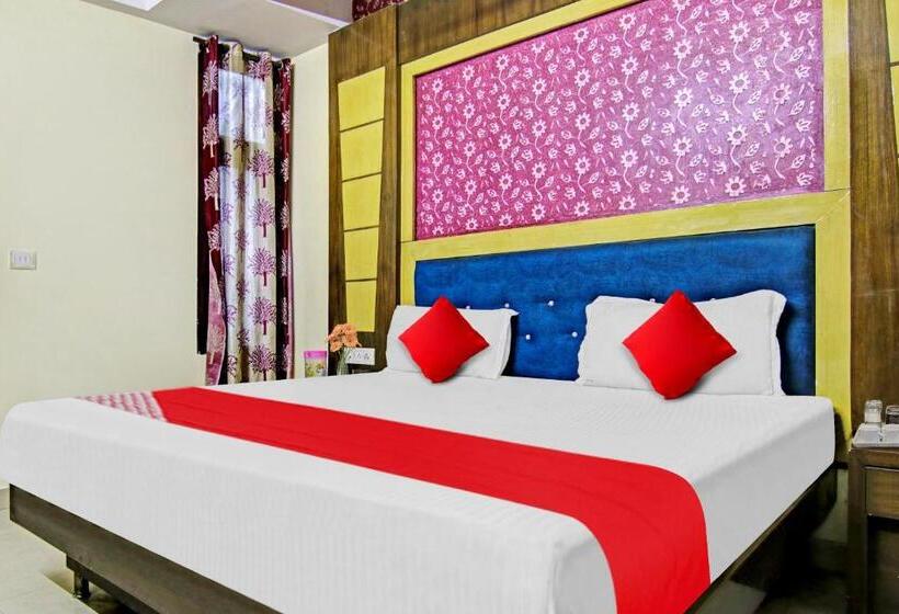 Hotel Flagship  Dp Palace Near Jama Masjid