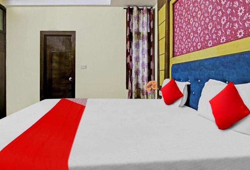 Hotel Flagship  Dp Palace Near Jama Masjid