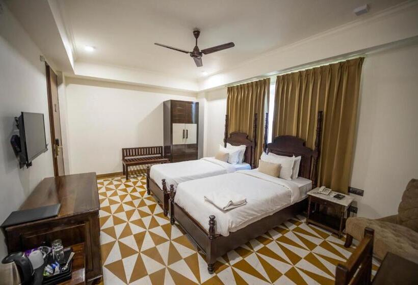 פנסיון Ashok Villa