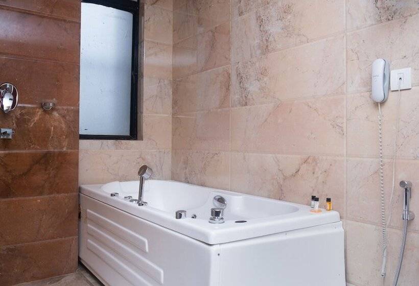 هتل Mahabir Palace