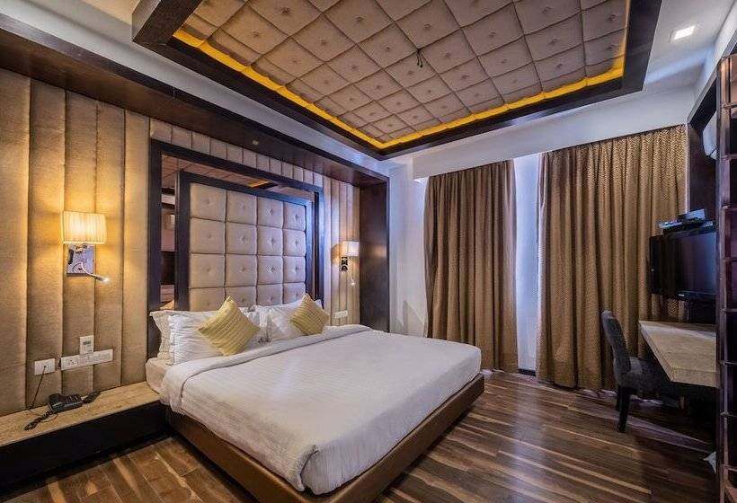 هتل Mahabir Palace