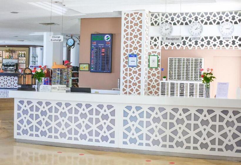 酒店 Neptunia Skanes