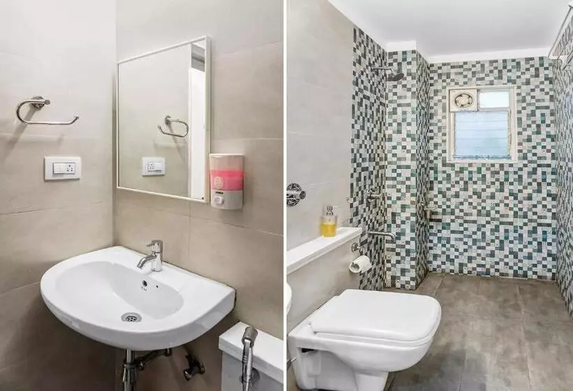 Hotelli Super Townhouse The Upper Room Near Pune Airport