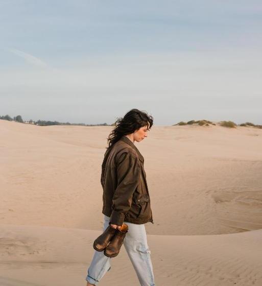 Hotel The Carvaans Resort