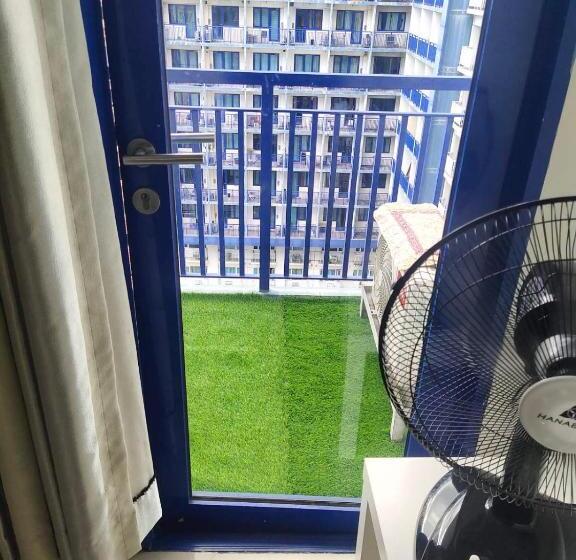 Rhm Condostaycation At Sea Residence