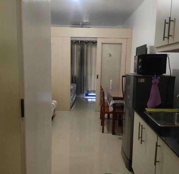 Rhm Condostaycation At Sea Residence