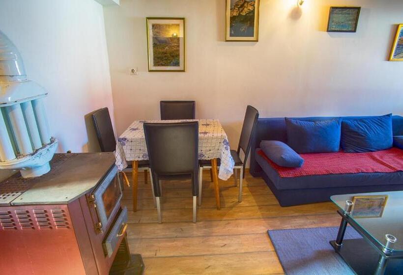 پانسیون Guest House Jezera