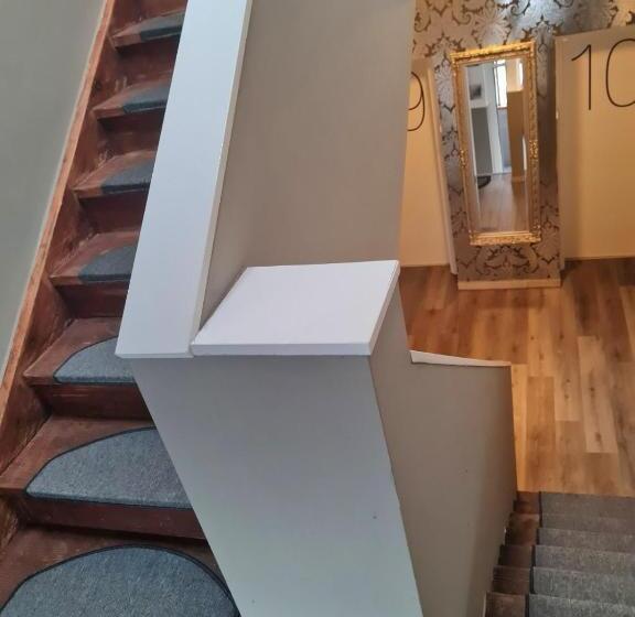 تختخواب و صبحانه Azurs Ljubljana