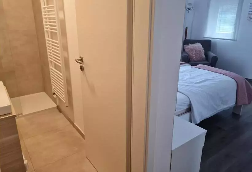 تختخواب و صبحانه Azurs Ljubljana