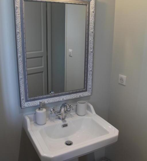 مبيت وإفطار Maison Caju   La Rochelle