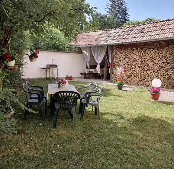 ペンション Casă De Oaspeți Orso