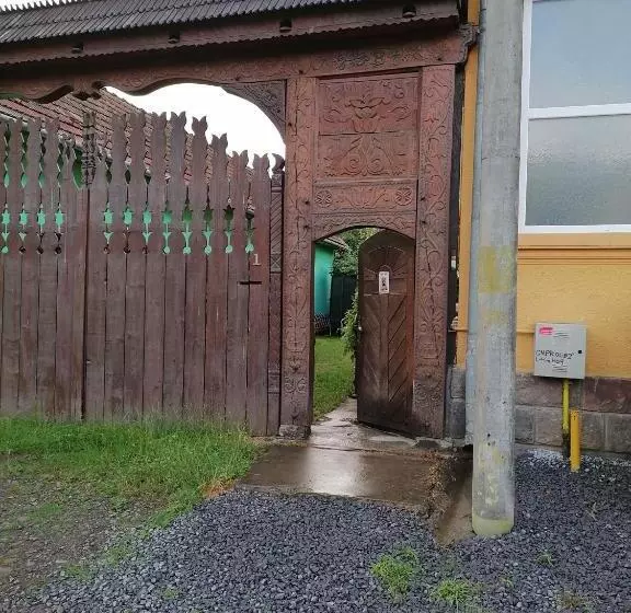 ペンション Casă De Oaspeți Orso