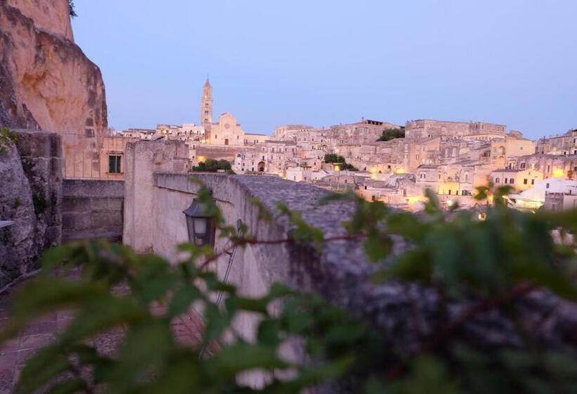 Pension L Abbraccio Dei Sassi