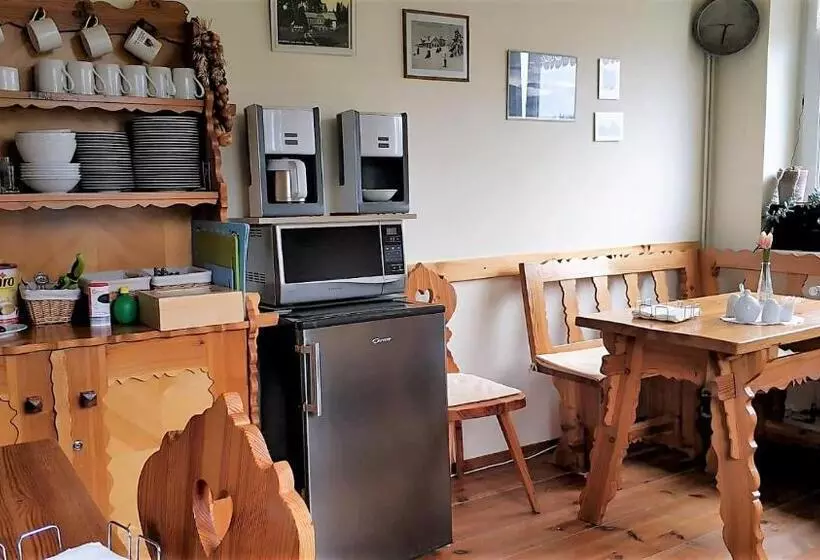 Aamiaismajoitus (B&B) Pension Arabela