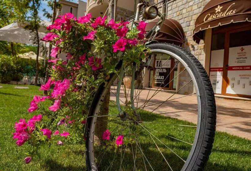 Menada Apartments In Cascadas