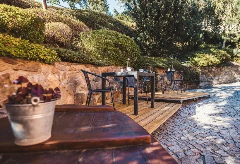 Majatalo Penzion Tilia